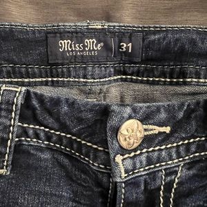 Miss Me Curvy skinny  31 32L